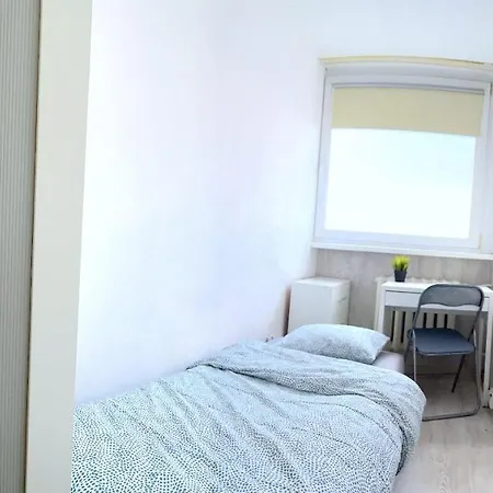 - Ul Sliczna *